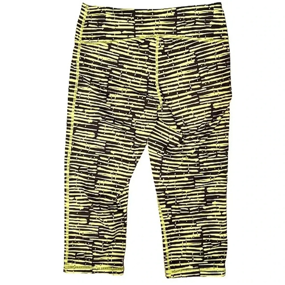 NWOT Zella activewear lime green and black striped cropped leggings Size Small - Picture 2 of 4